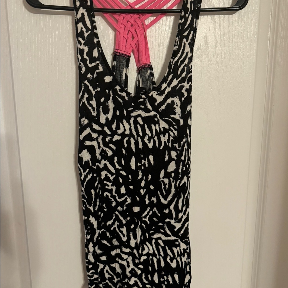 Rue21 Monochrome Animal Print Top